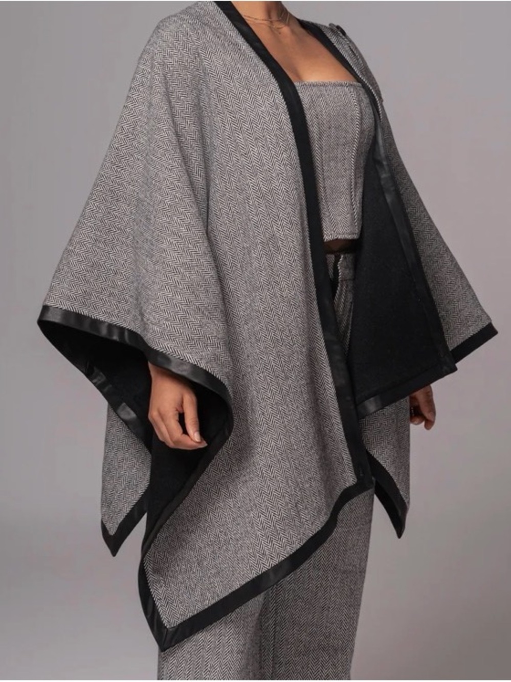 JLUXLABEL Gray Herringbone Poncho Wrap with Black Trim